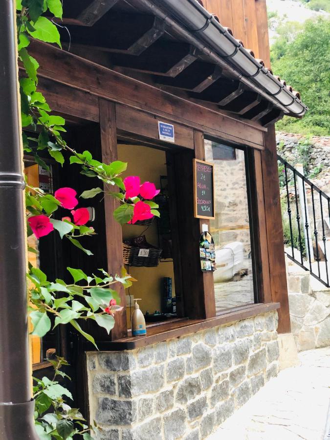 Albergue Villa De Bulnes Eksteriør bilde