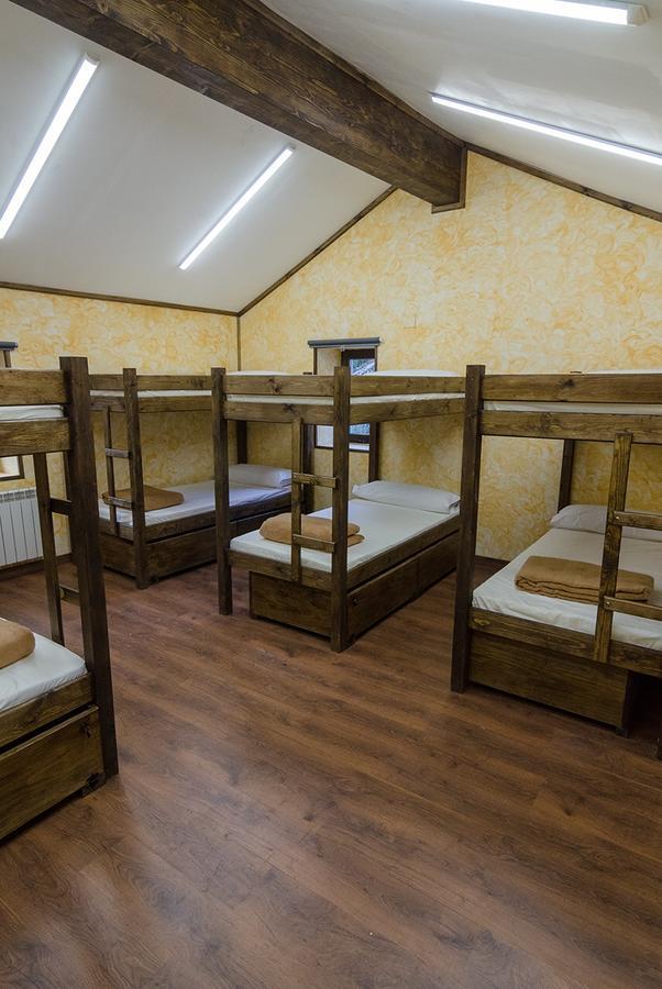 Albergue Villa De Bulnes Eksteriør bilde