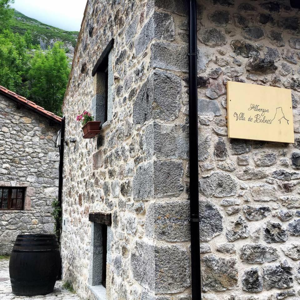 Albergue Villa De Bulnes Eksteriør bilde